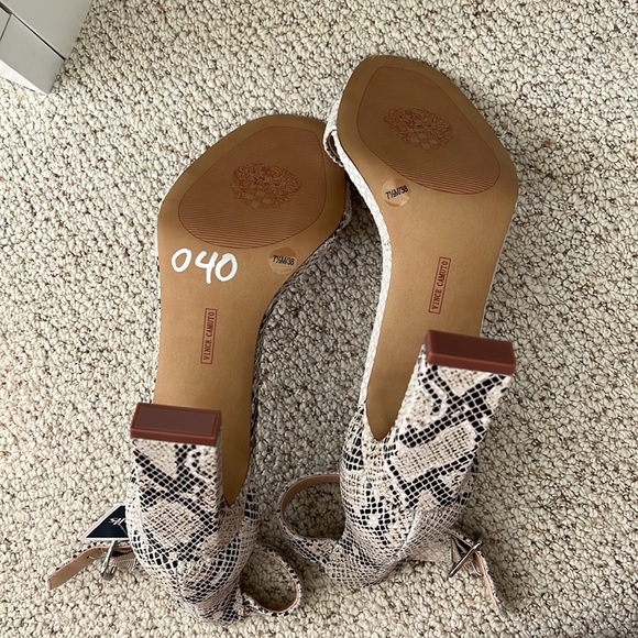 NWT Vince Camuto Heels 7.5 - Picture 8 of 10